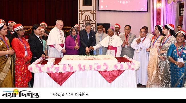 ধর্ম-বর্ণ নির্বিশেষে সবাইকে একসাথে কাজ করার আহ্বান রাষ্ট্রপতির