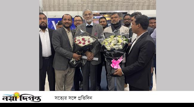 ১১ বছর পর দেশে ফিরলেন ব্যারিস্টার আবদুর রাজ্জাক