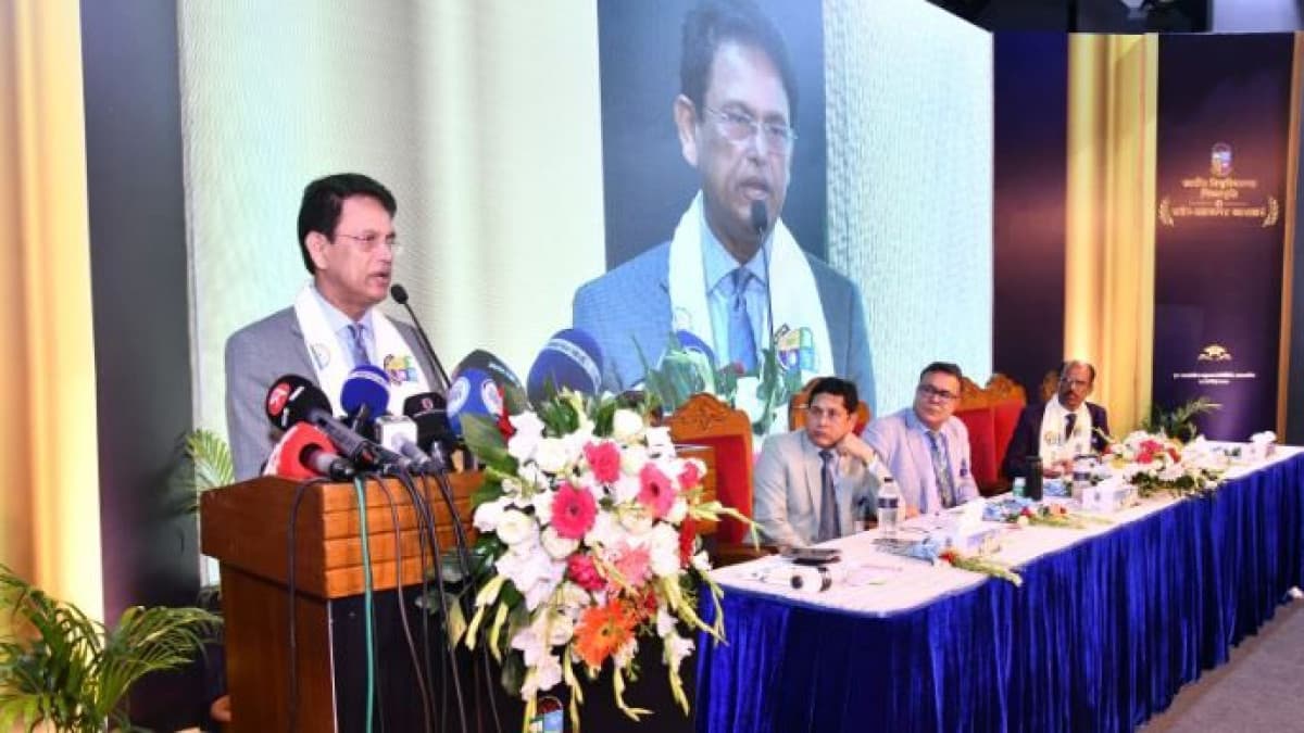 শিক্ষাপ্রতিষ্ঠানে মনিটরিং ব্যবস্থা জোরদার করতে হবে : শিক্ষামন্ত্রী