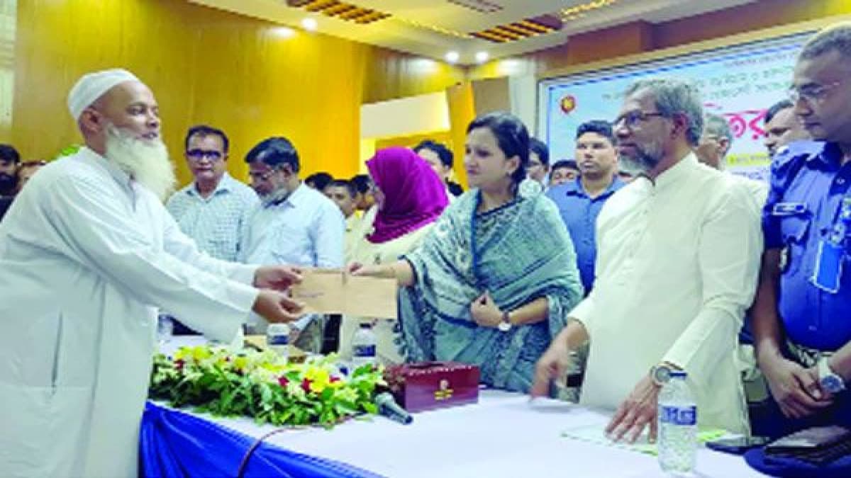 বিদ্যুতে অন্য দেশের ওপর নির্ভরশীল হতে চাই না : সমাজকল্যাণ প্রতিমন্ত্রী