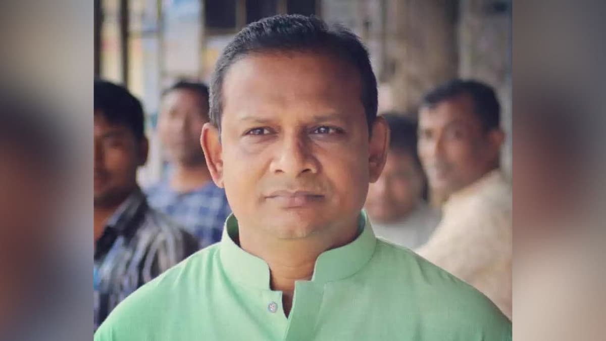 নোয়াখালী জেলা যুবলীগের সভাপতি ইমন গ্রেফতার