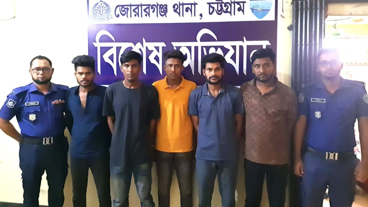 মিরসরাইয়ে ভ্রাম্যমাণ আদালতের অভিযানে ৮৩ জনের কারাদণ্ড