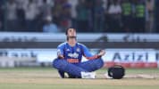 ৩০ বলে সেঞ্চুরি করে অভিষেক শর্মার বিশ্বরেকর্ড