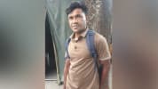 প্রধানমন্ত্রীর বাসভবনের সামনে থেকে সন্দেহভাজন যুবক আটক