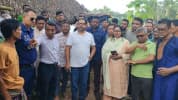 কাউখালীর ভাঙনকবলিত এলাকা পরিদর্শনে গৃহায়ন ও গণপূর্ত প্রতিমন্ত্রী
