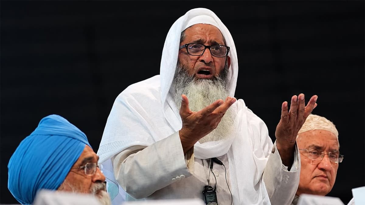 মুসলিমরাও ভারতকে ভালোবাসে, প্রমাণ দেয়ার কিছু নেই : ল’ বোর্ড সেক্রেটারি