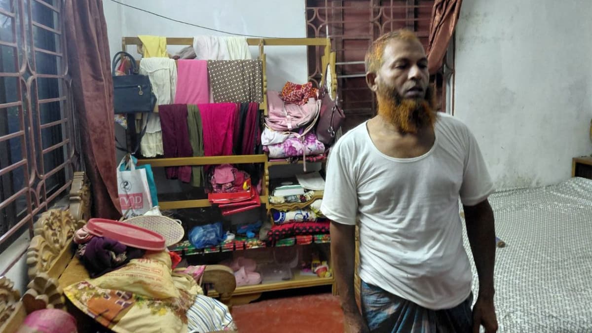মিরসরাইয়ে পুলিশ কর্মকর্তার বাড়িতে ডাকাতি