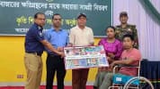 গুইমারায় সহিংসতায় ক্ষতিগ্রস্তদের মাঝে সহায়তা বিতরণ