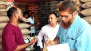সোনারগাঁওয়ে পাটজাত মোড়ক ব্যবহার না করায় ৩ ব্যবসায়ীকে জরিমানা