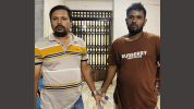 ২ আসামিকে পুলিশের কাছে দিলেন কৃষক দলের নেতা