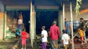 সালথায় আগুনে ৩ দোকান পুড়ে ছাই