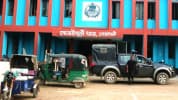 সোনাইমুড়ীতে চায়ের দোকানে বসা চেয়ারম্যান প্রার্থীকে দুর্বৃত্তদের গুলি