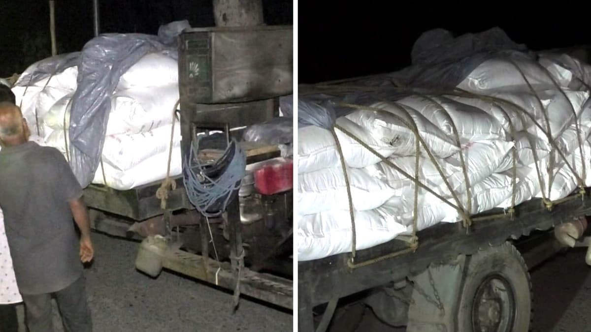 পাচারকালে আটক সার কৃষকদের মাঝে বিক্রি, অর্থ গেল সরকারি কোষাগারে