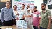 চাঁপাইনবাবগঞ্জে এরফান গ্রুপের ১২০০ ডেঙ্গু শনাক্তকরণ কিট প্রদান