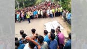 ডুমুরিয়ায় এক রাতের ব্যবধানে সড়ক দুর্ঘটনায় নিহত ৬