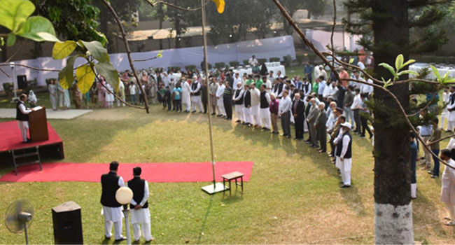 পাকিস্তান দিবসে পতাকা উত্তোলন অনুষ্ঠান অনুষ্ঠিত